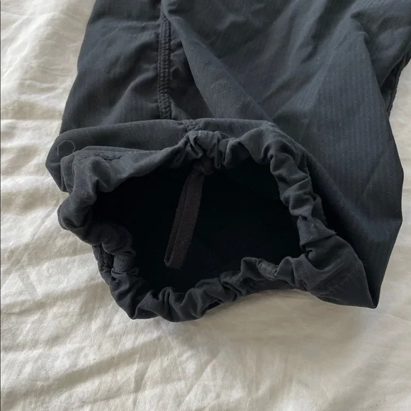 Lululemon studio capris - Picture 4 of 9